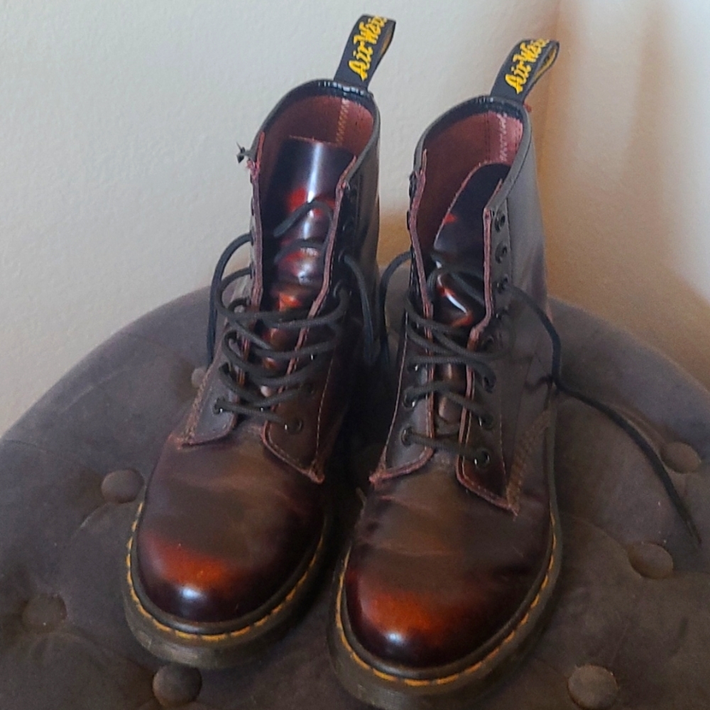 Dr Martens 1460 combat boot